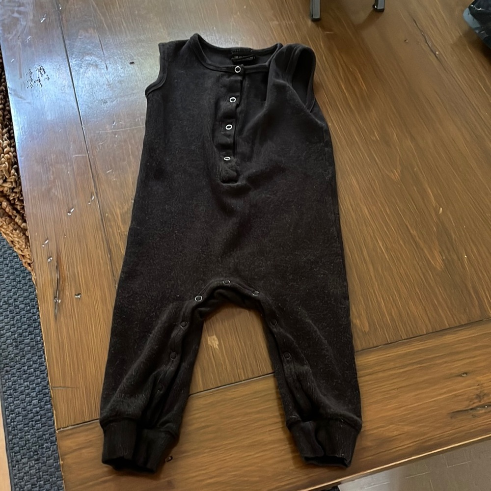 Little bipsy sleeveless romper worn one time ever